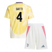 Juventus Federico Gatti #4 Bortatröja Barn 2024-25 Kortärmad (+ Korta byxor)